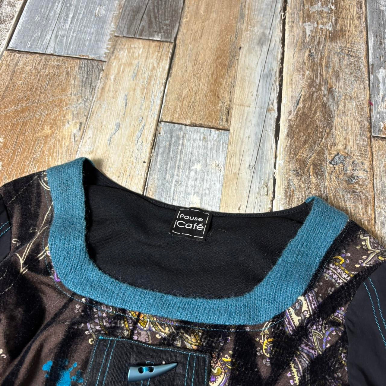 Y2K long sleeve top knit abstract print black blue uk 10
