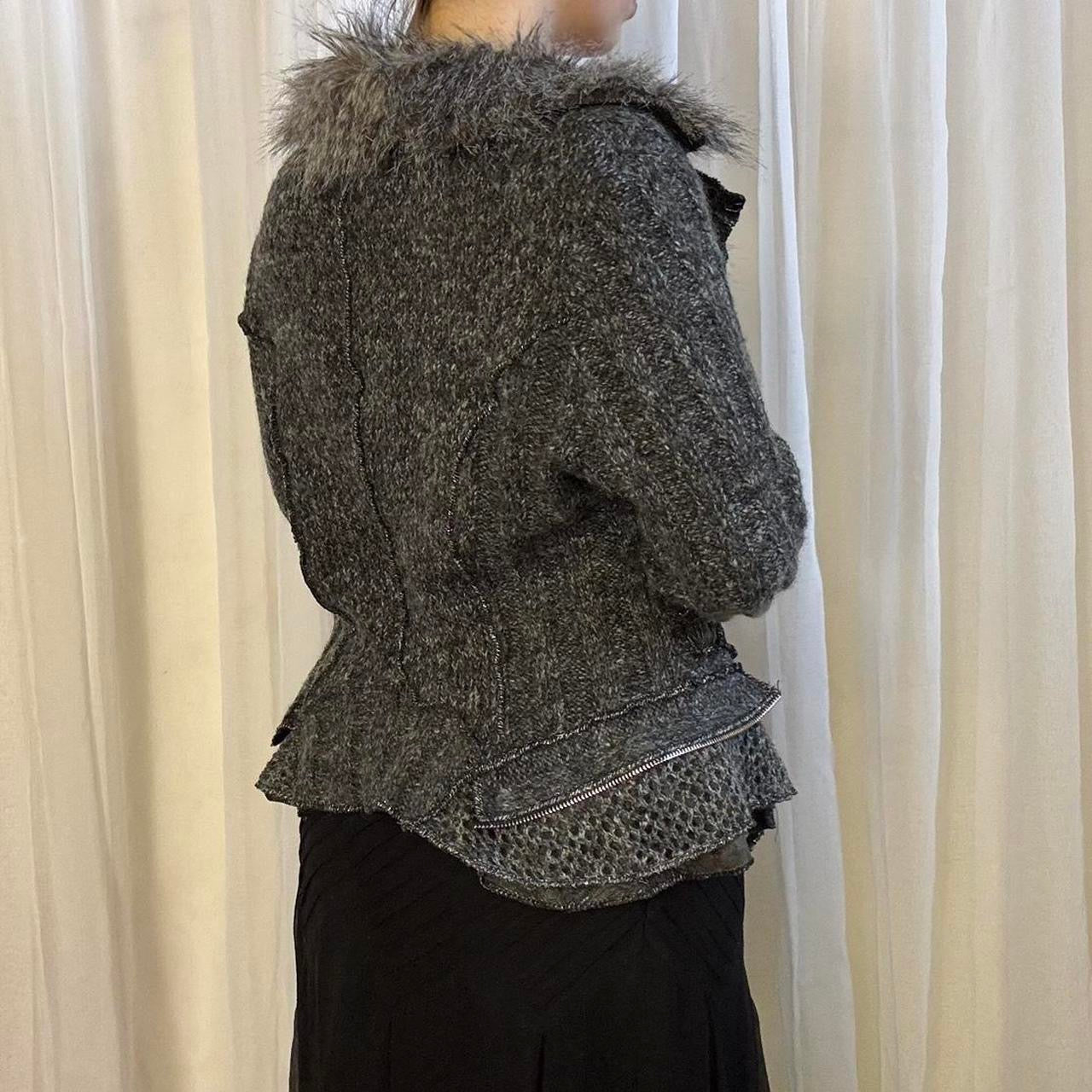 Y2k grunge cardigan wool blend grey faux fur detailing L / XL